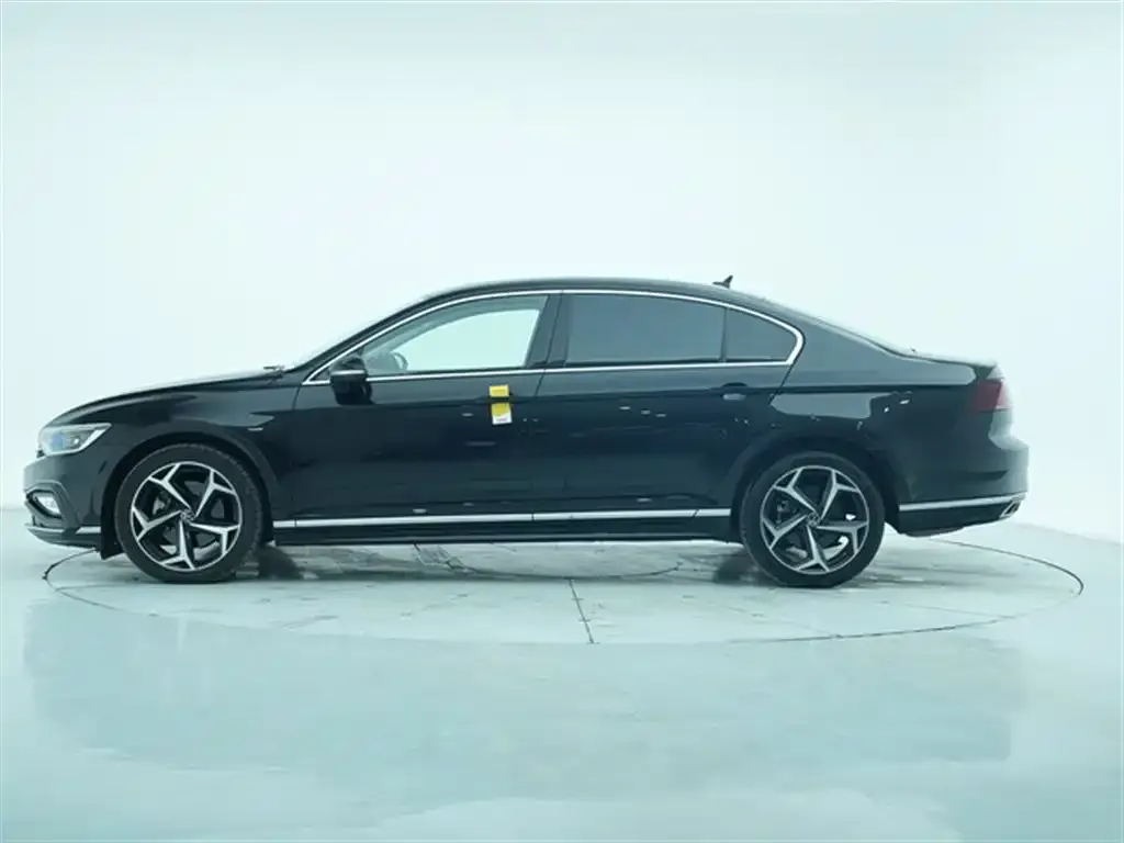 Volkswagen Magotan 2022 из CN, фото 5