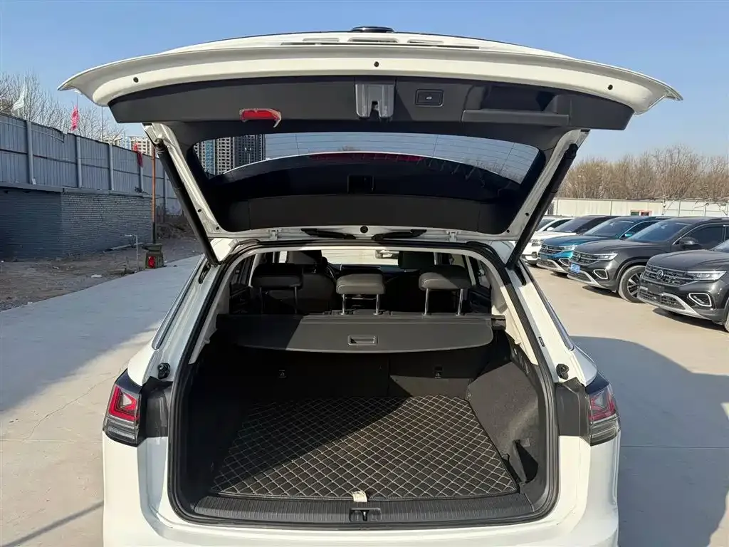 Volkswagen Tayron 2023 из CN, фото 8