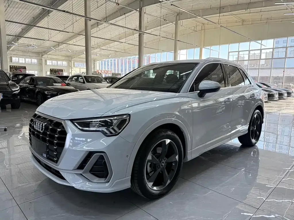 Audi Q3 2022 из CN, фото 1