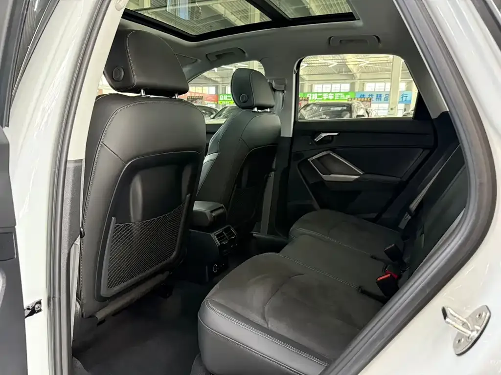 Audi Q3 2022 из CN, фото 8