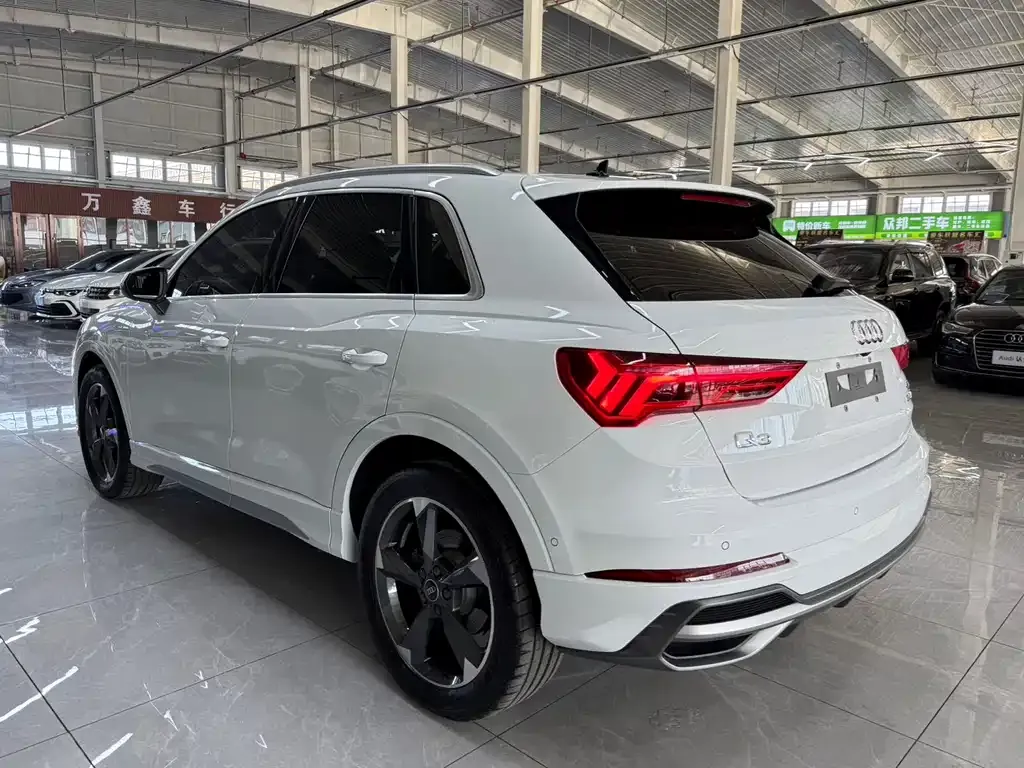 Audi Q3 2022 из CN, фото 10