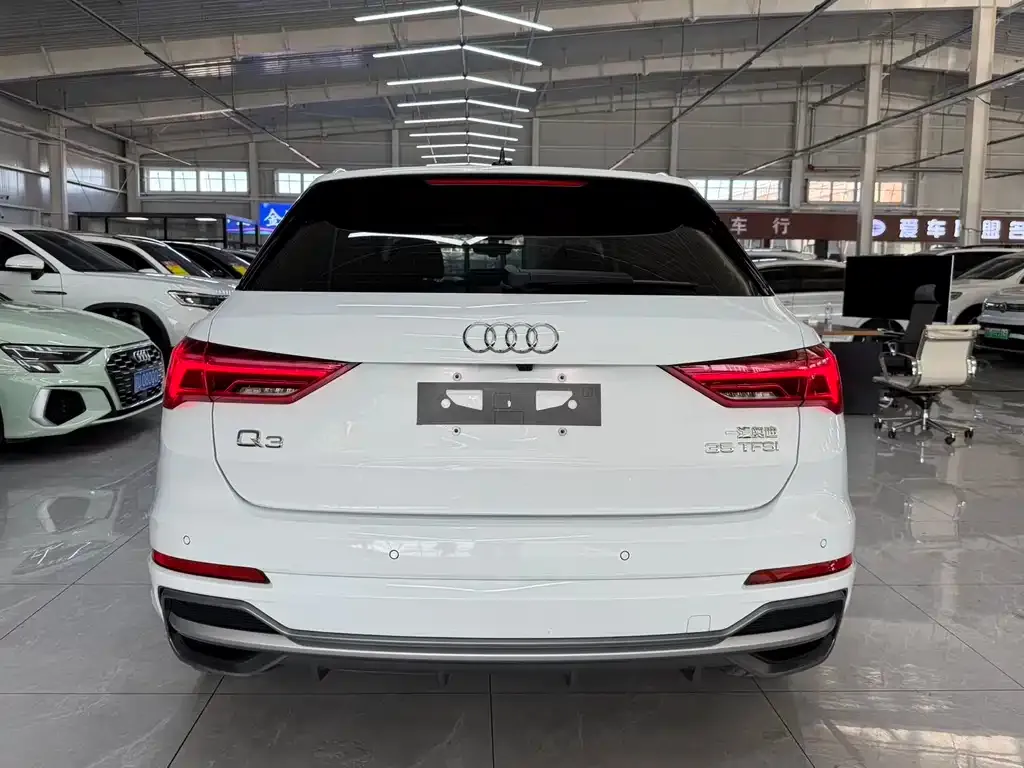 Audi Q3 2022 из CN, фото 5