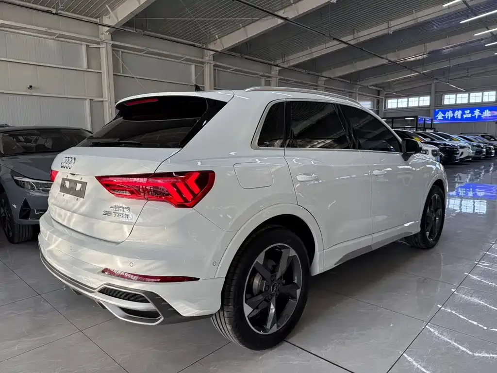 Audi Q3 2022 из CN, фото 7