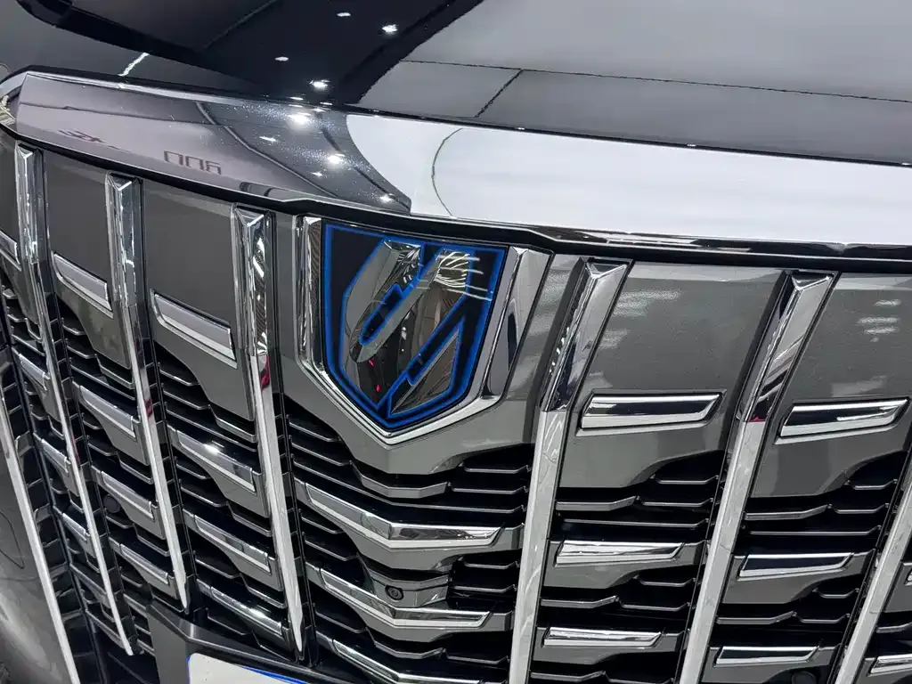 Toyota Alphard 2022 из CN, фото 5