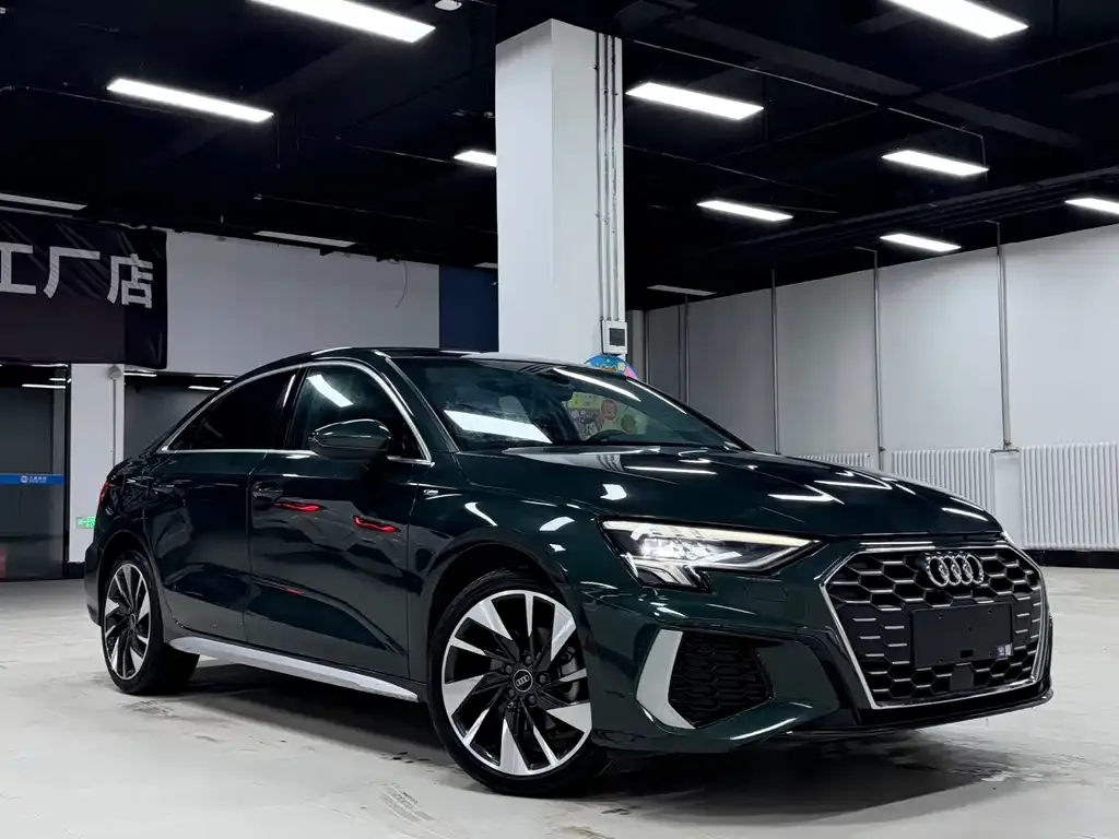 Audi A3 2023 из CN, фото 10