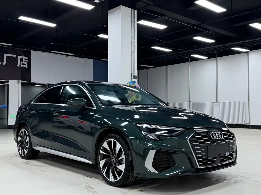 Audi A3 2023 из CN, фото 7