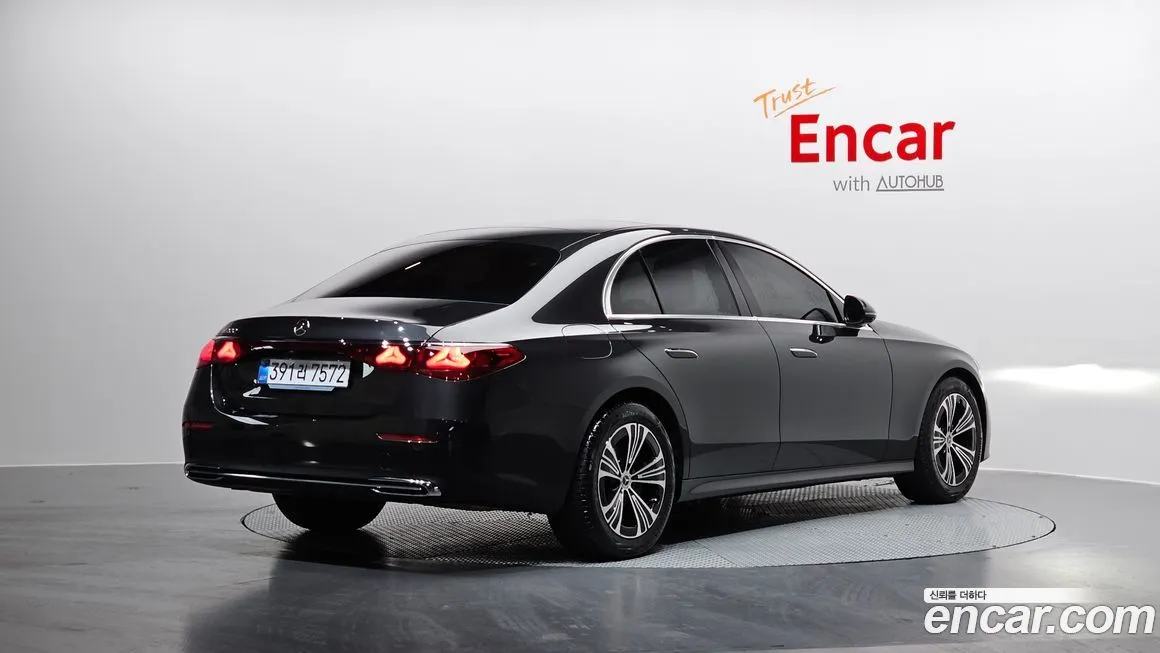 Mercedes-Benz E-Class 2025 из KR, фото 3