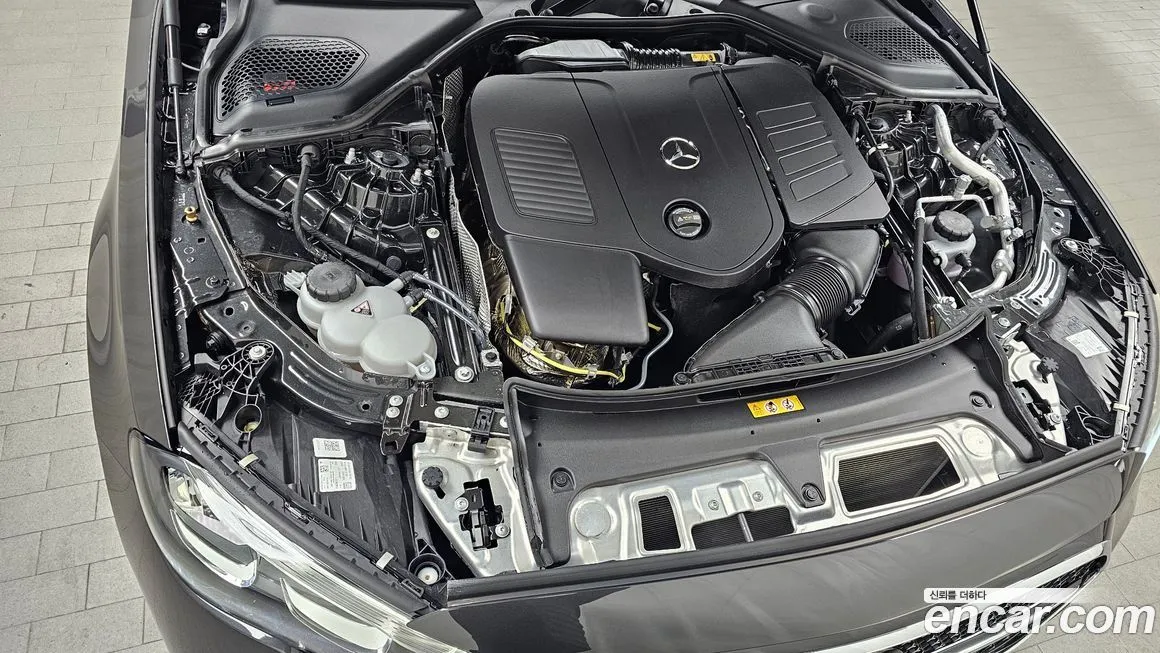 Mercedes-Benz E-Class 2025 из KR, фото 9