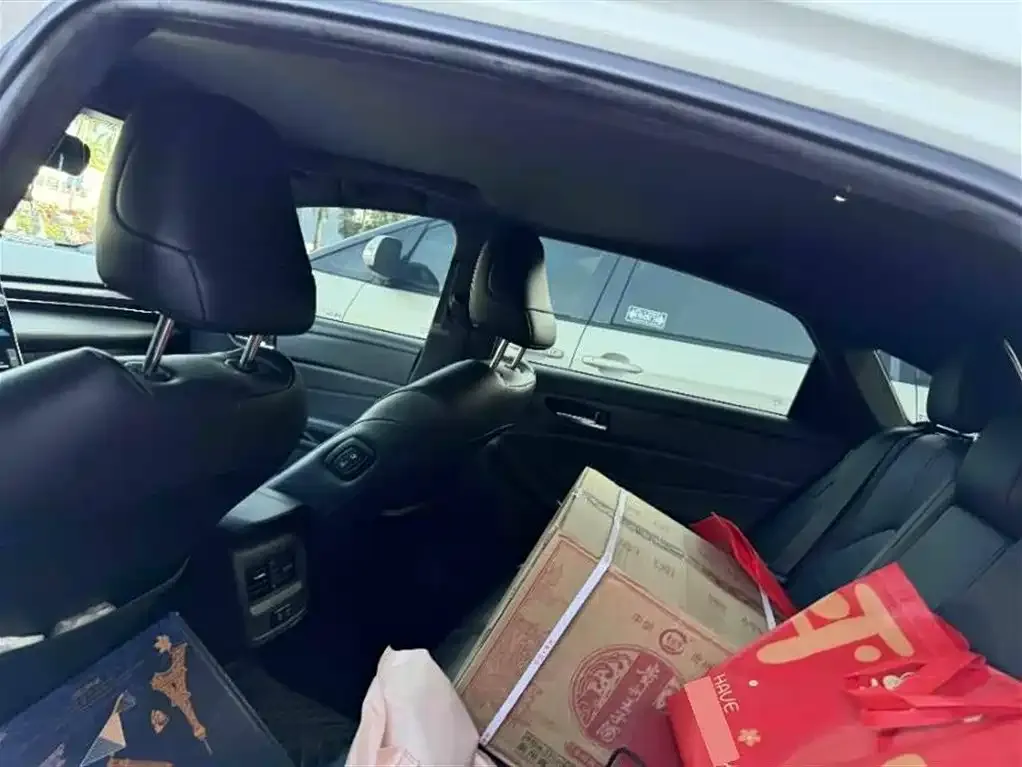 Toyota Avalon 2021 из CN, фото 3
