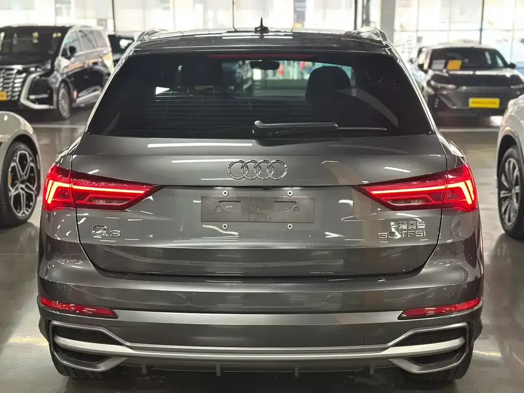 Audi Q3 2021 из CN, фото 2