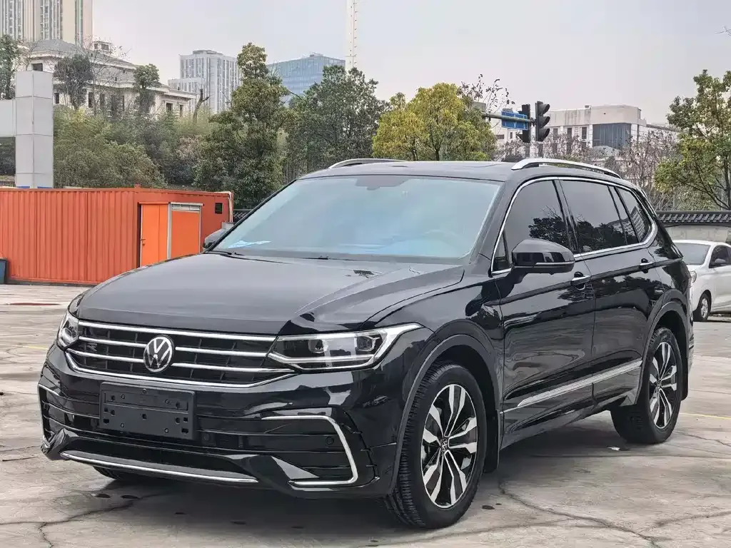 Volkswagen Tiguan L 2024 из CN, фото 1