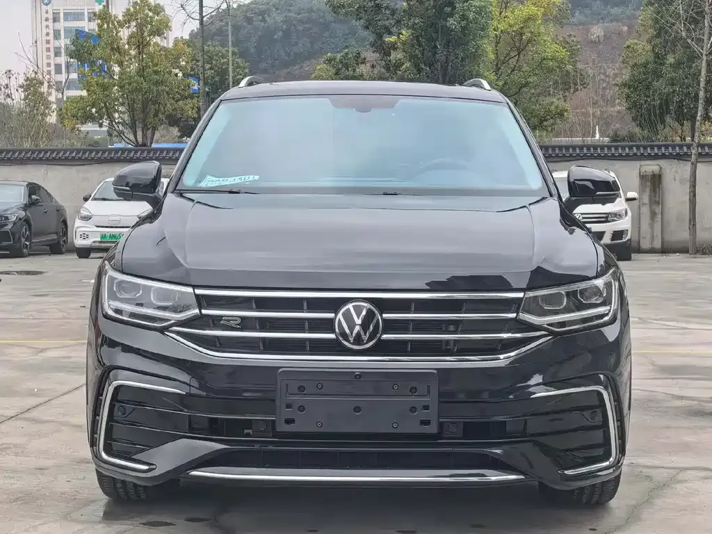Volkswagen Tiguan L 2024 из CN, фото 5