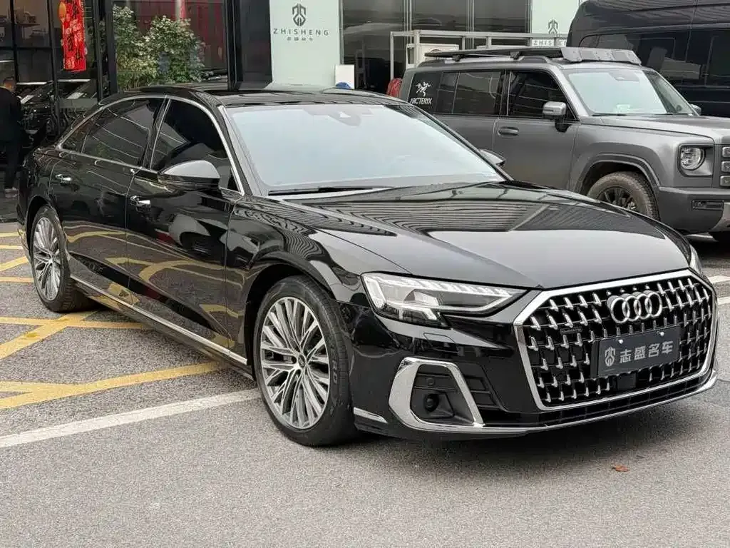Audi A8 — фото 9