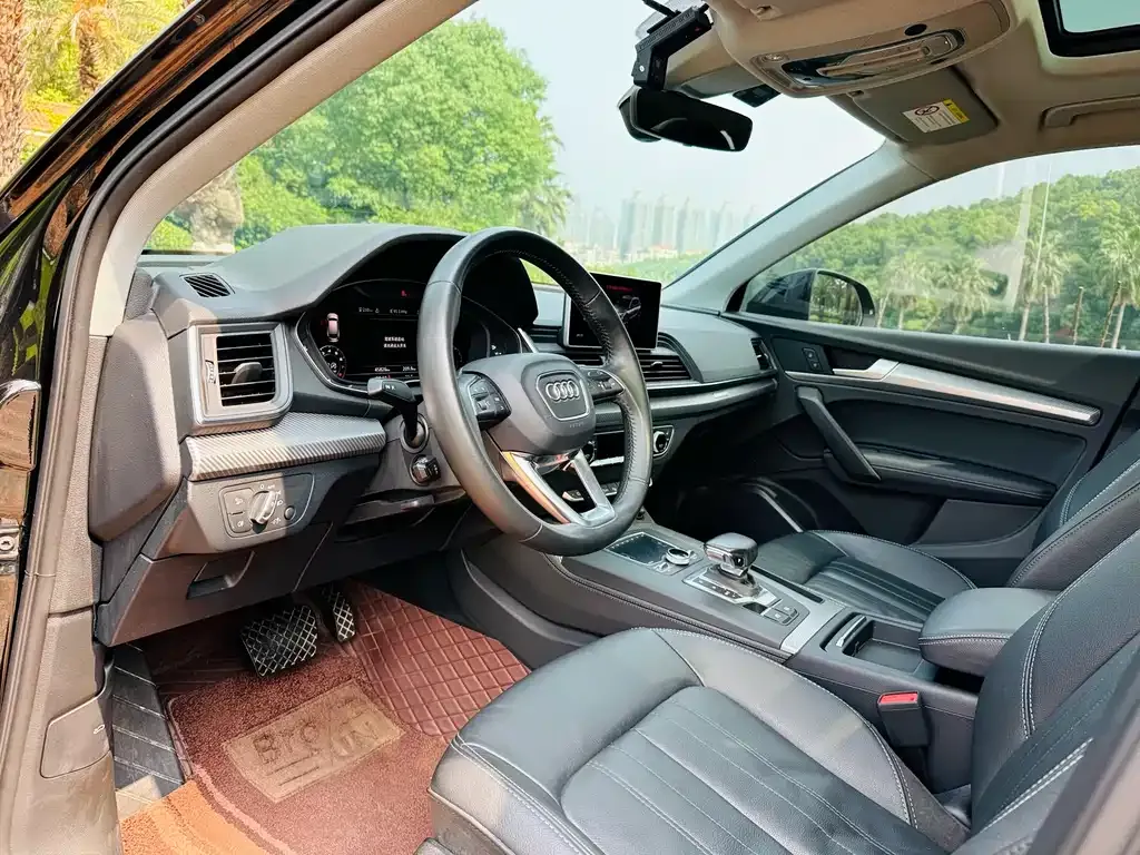 Audi Q5L 2021 из CN, фото 2