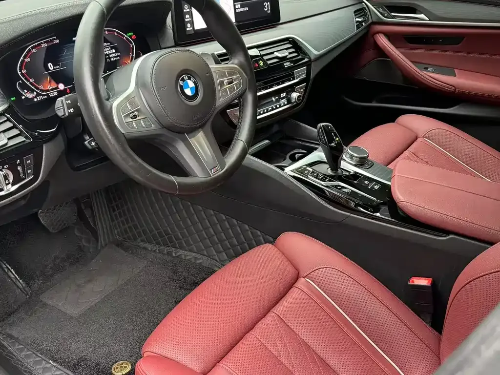 BMW 5 Series — фото 4