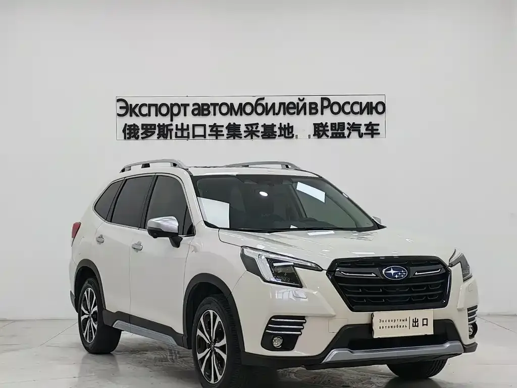 Subaru Forester — фото 8