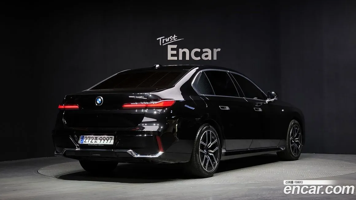 BMW 7-Series 2023 из KR, фото 5