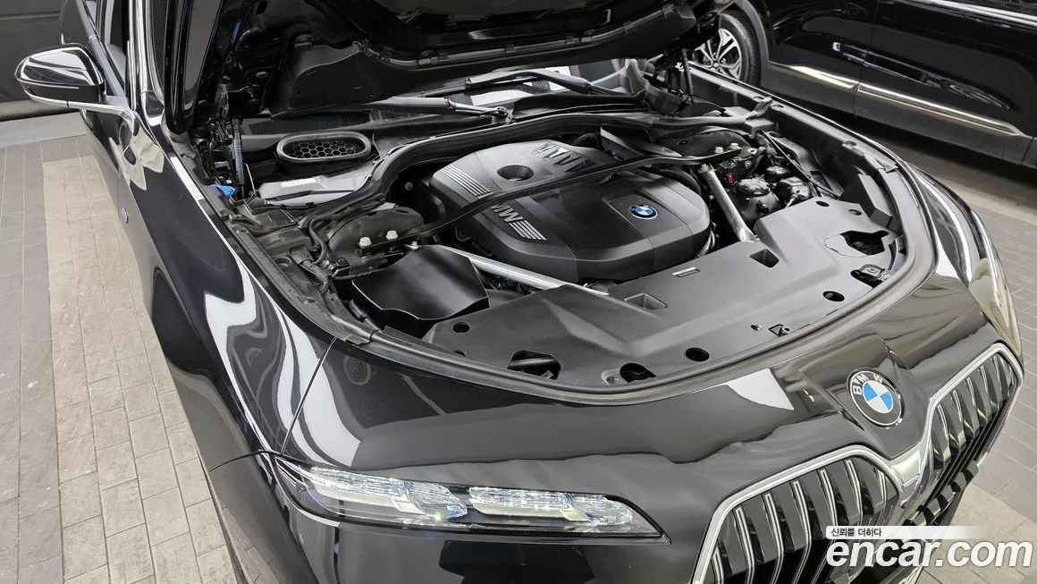 BMW 7-Series 2023 из KR, фото 9
