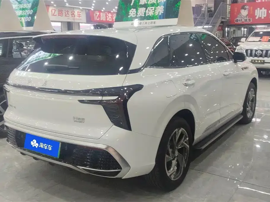 Hongqi HS3 PHEV 2025 из CN, фото 10