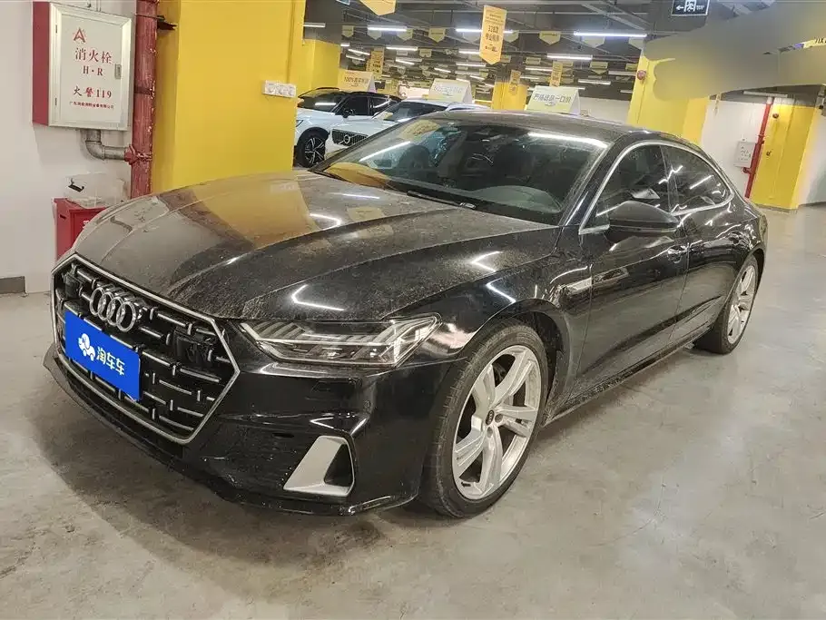 Audi A7L 2023 из CN, фото 1