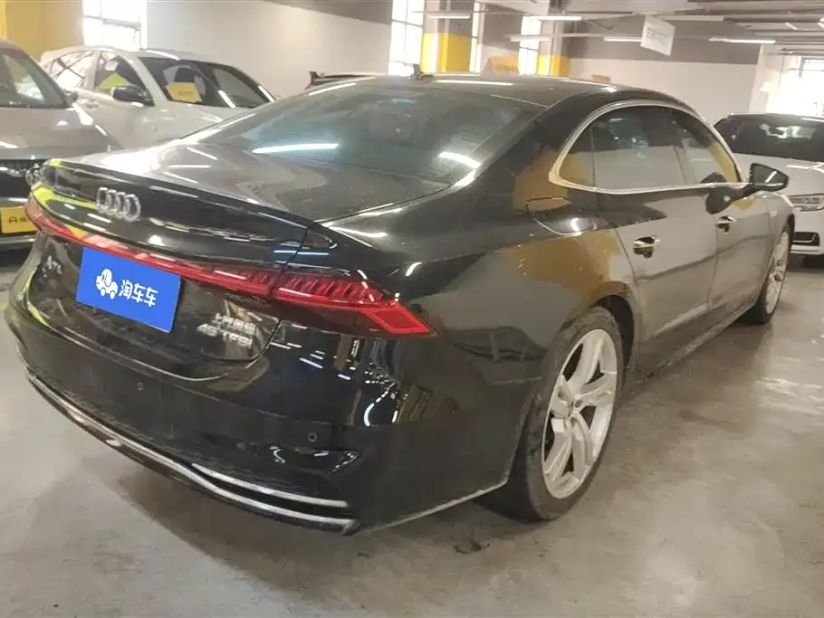 Audi A7L 2023 из CN, фото 8