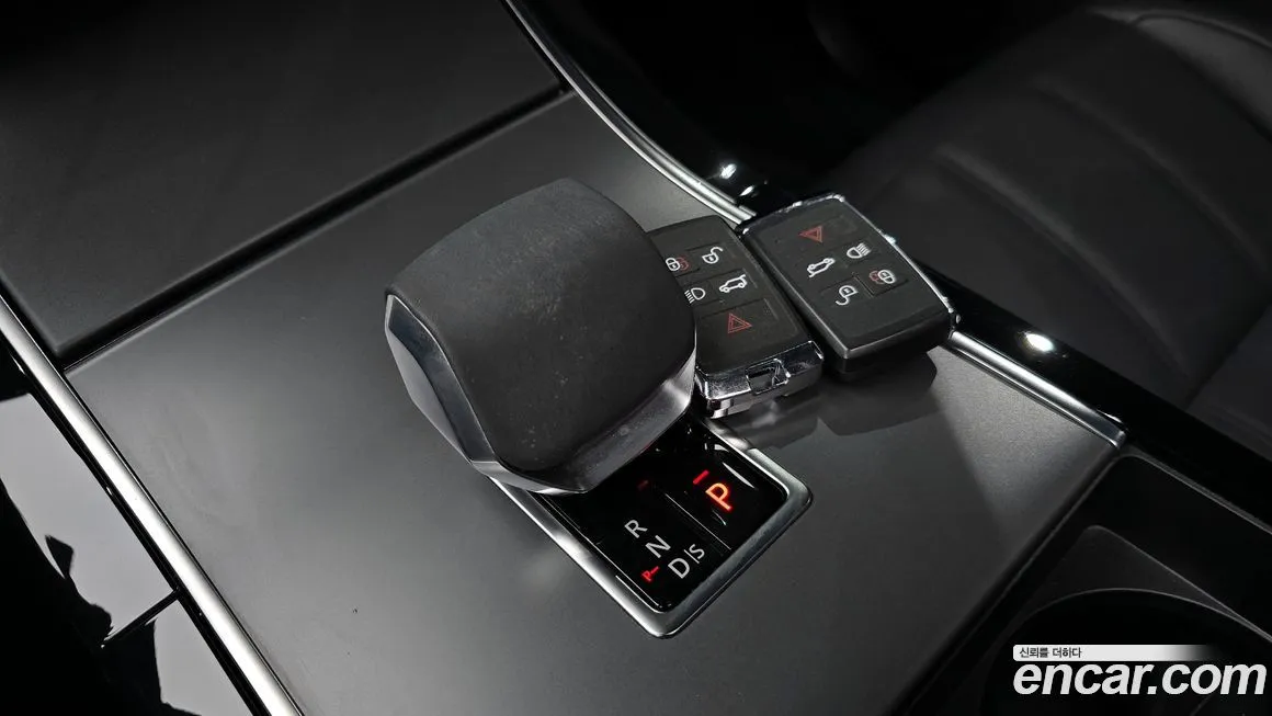 Land Rover Range Rover Evoque 2024 из KR, фото 4