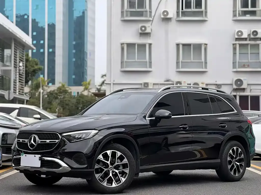 Mercedes-Benz GLC — фото 1