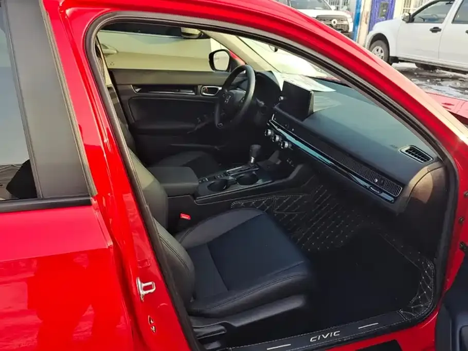Honda Civic — фото 7