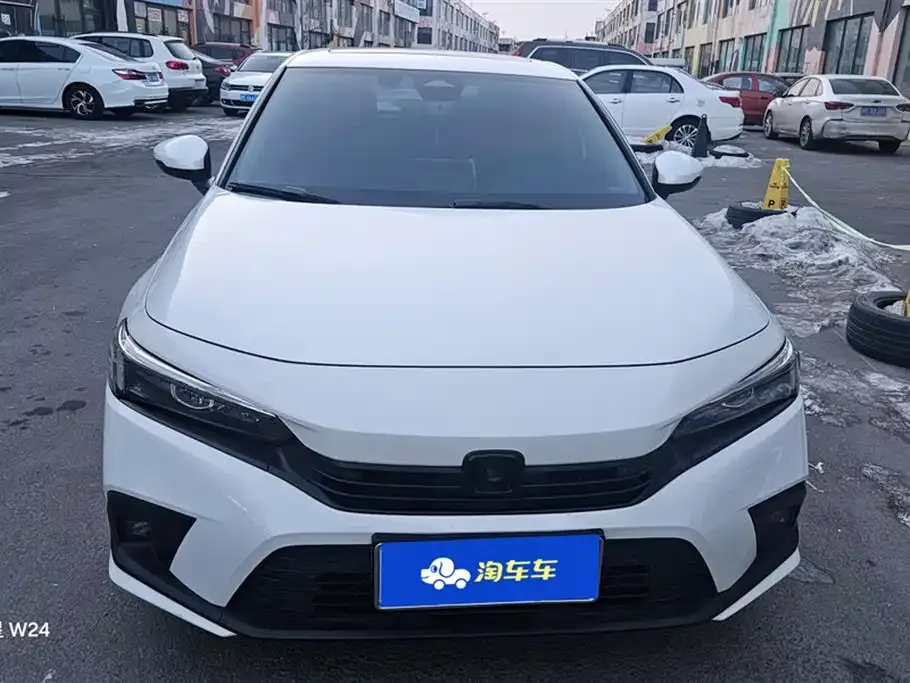 Honda Civic 2023 из CN, фото 2