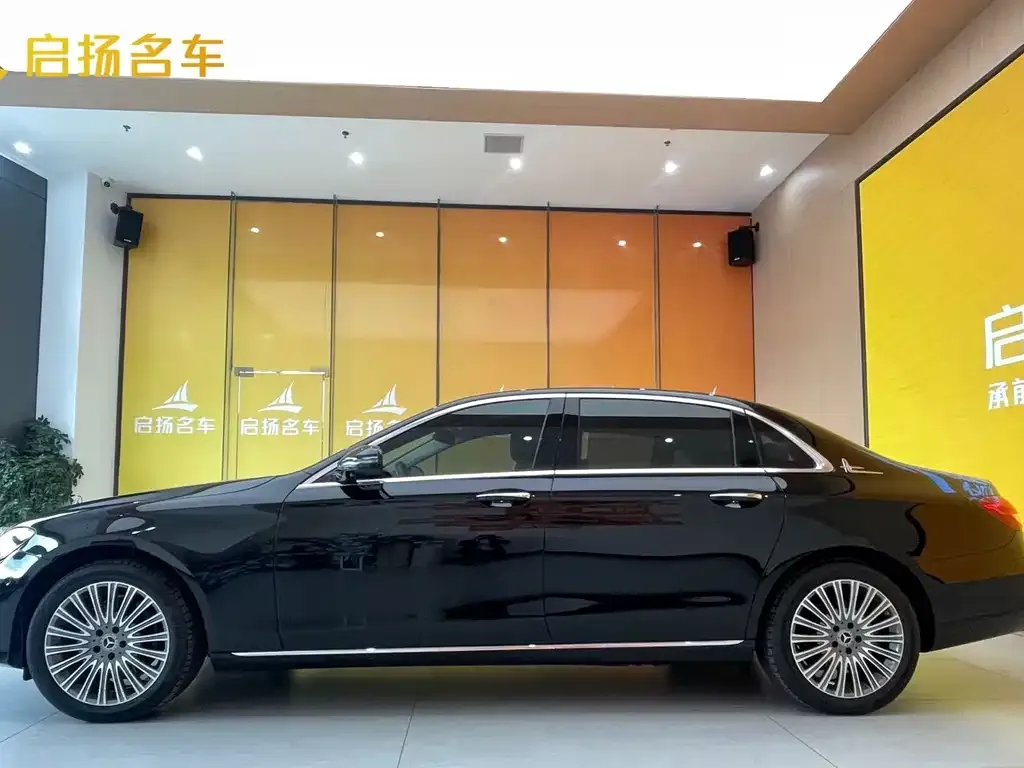Mercedes-Benz E-Class 2023 из CN, фото 6