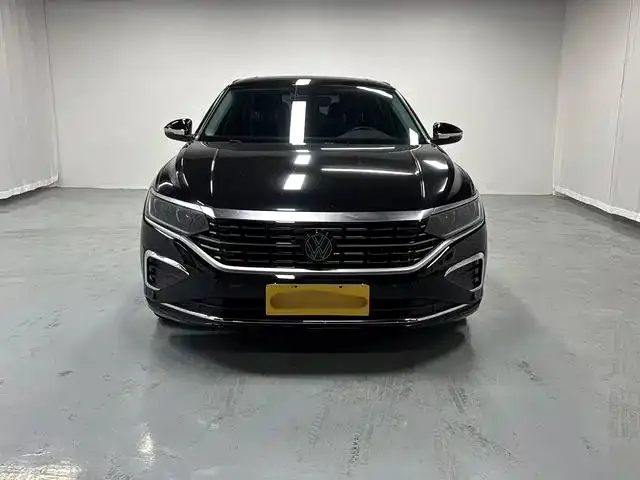 Volkswagen Passat — фото 9