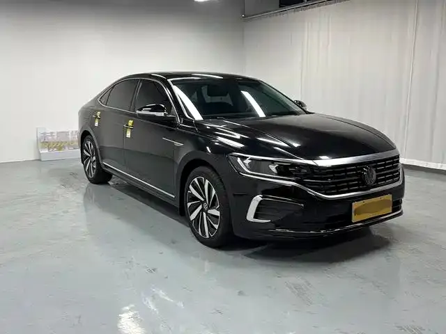 Volkswagen Passat — фото 6