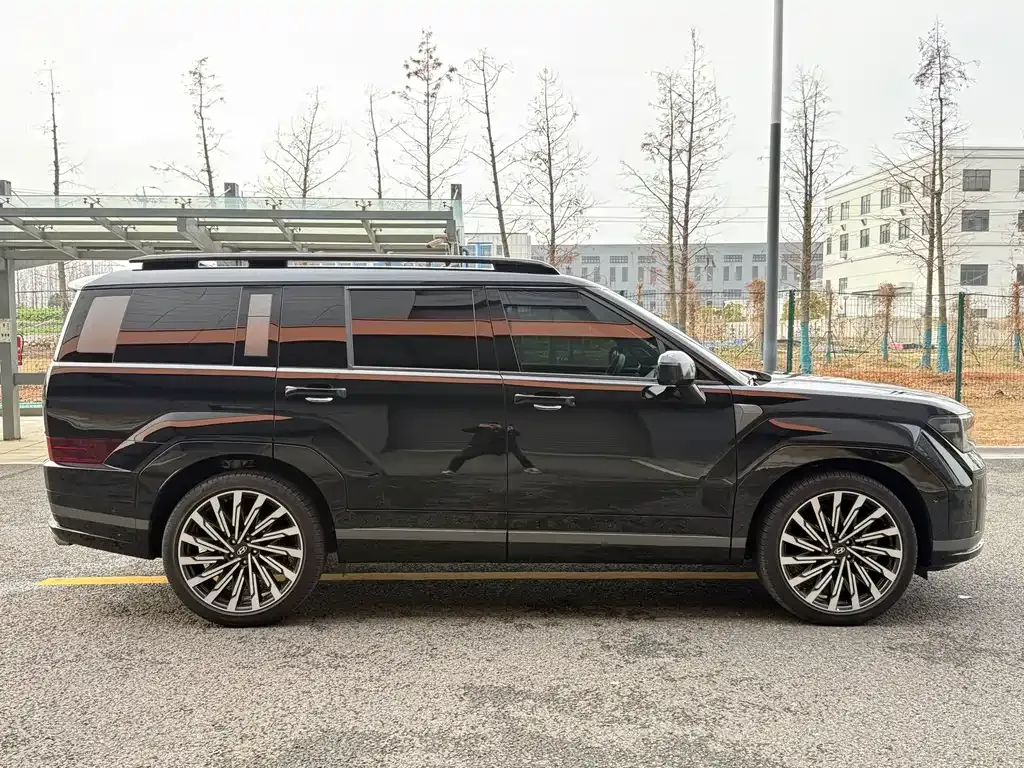 Hyundai Santa Fe 2025 из CN, фото 4