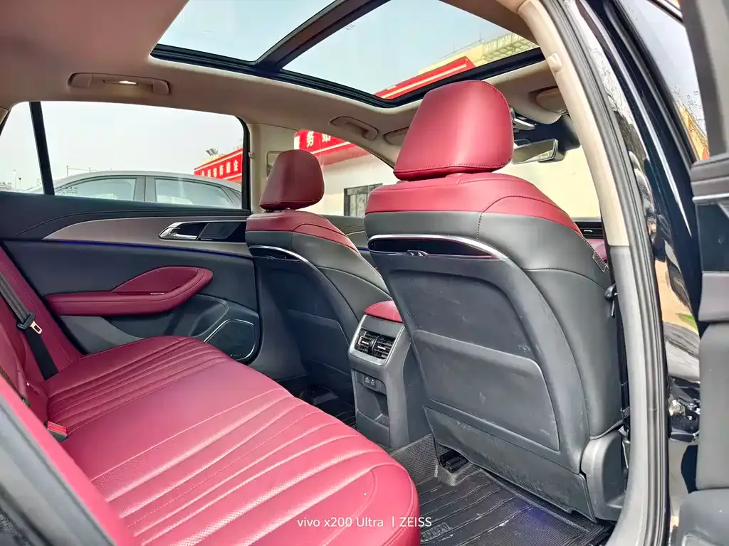 Hongqi H5 2024 из CN, фото 5