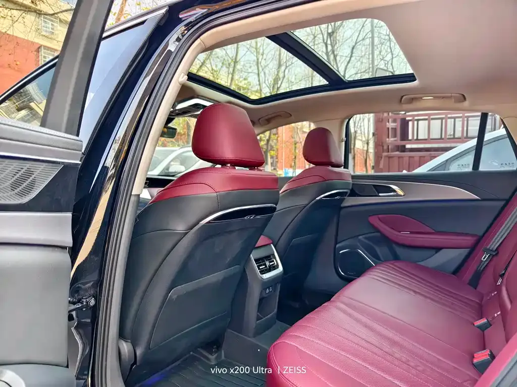 Hongqi H5 2024 из CN, фото 9