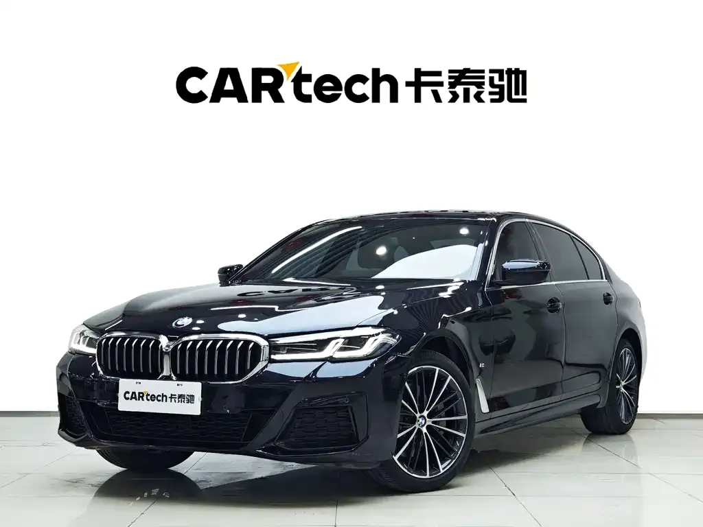 BMW 5 Series 2023 из CN, фото 1