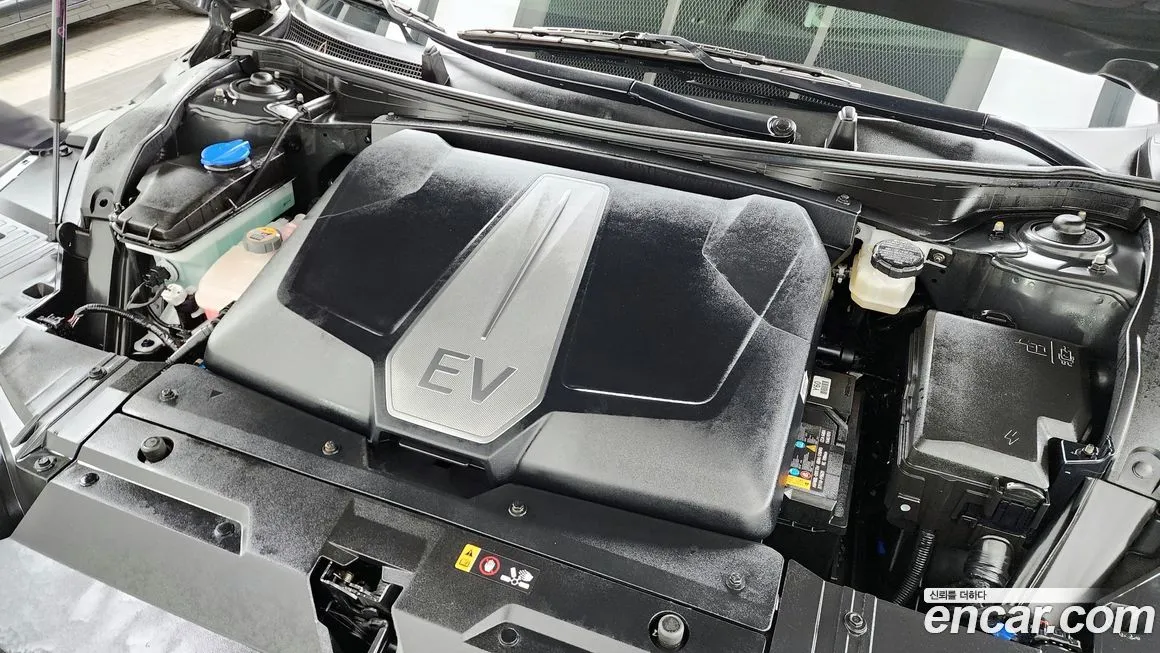 Kia EV6 — фото 9