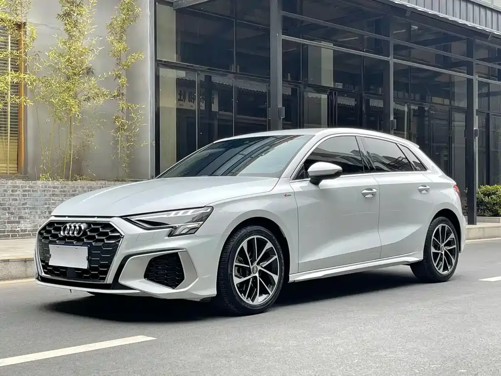 Audi A3 2022 из CN, фото 1