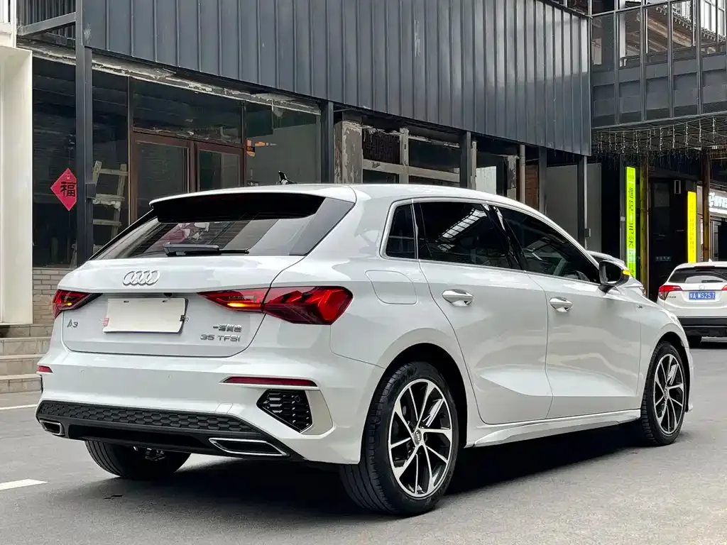 Audi A3 2022 из CN, фото 9