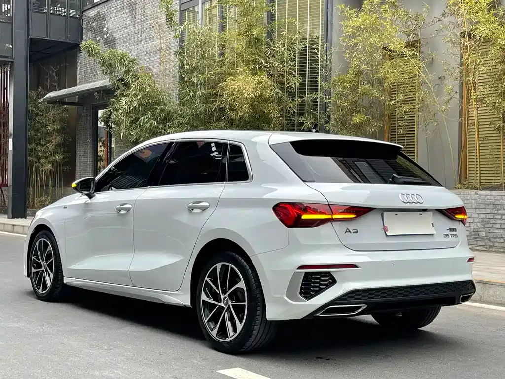Audi A3 2022 из CN, фото 7