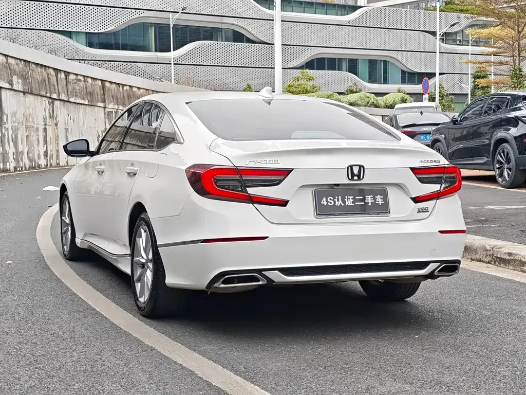 Honda Accord 2022 из CN, фото 10