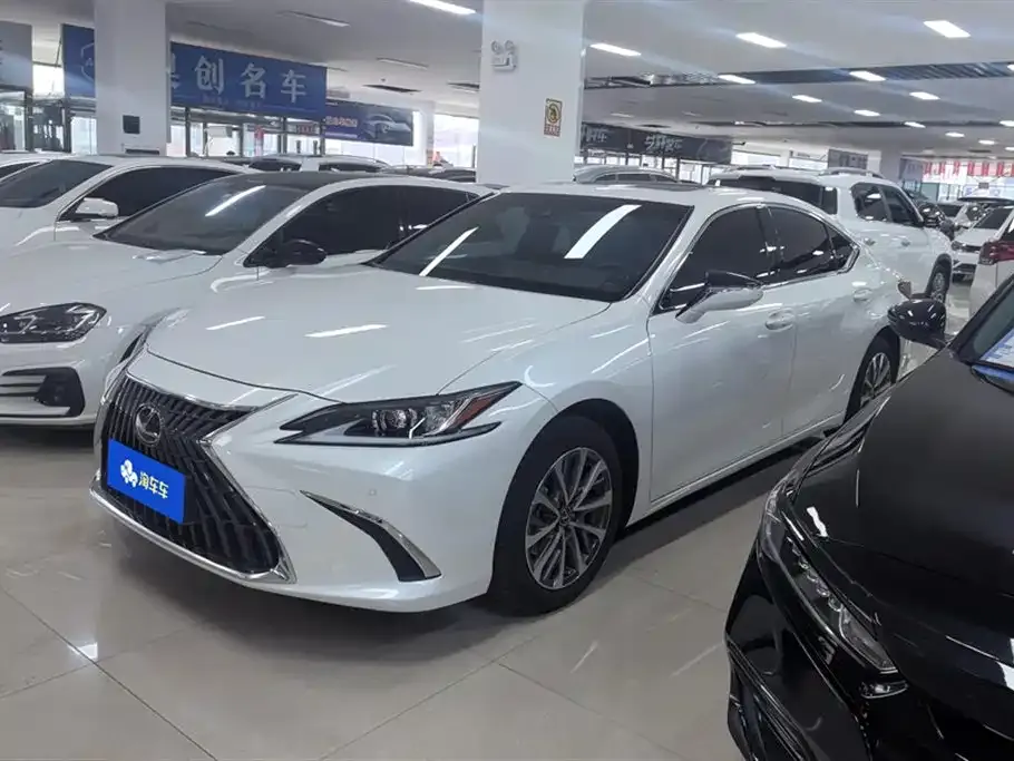 Lexus ES 2024 из CN, фото 1