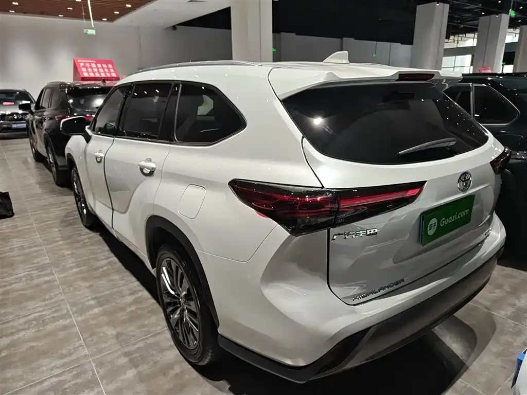 Toyota Highlander 2025 из CN, фото 3