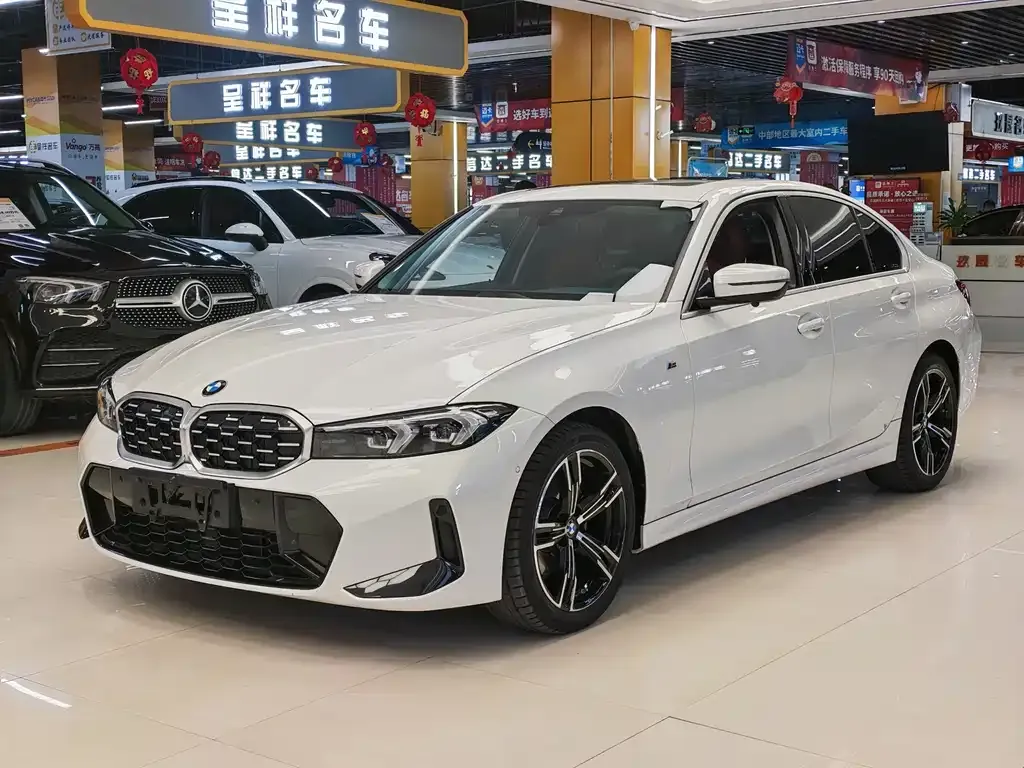 BMW 3 Series 2024 из CN, фото 1