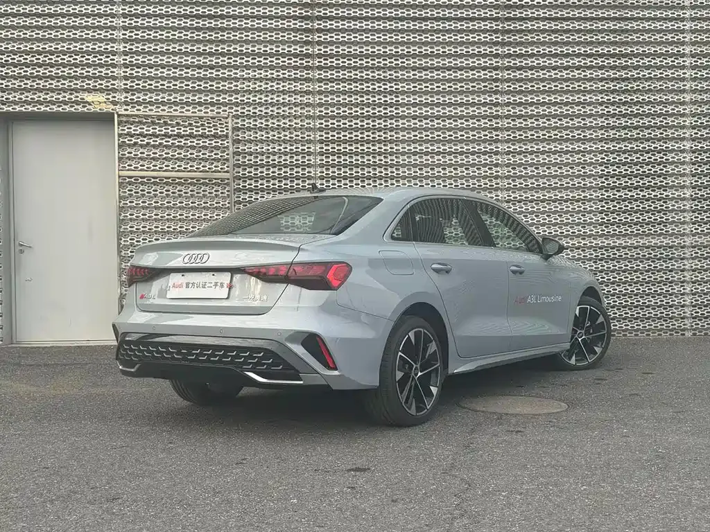 Audi A3 2024 из CN, фото 10