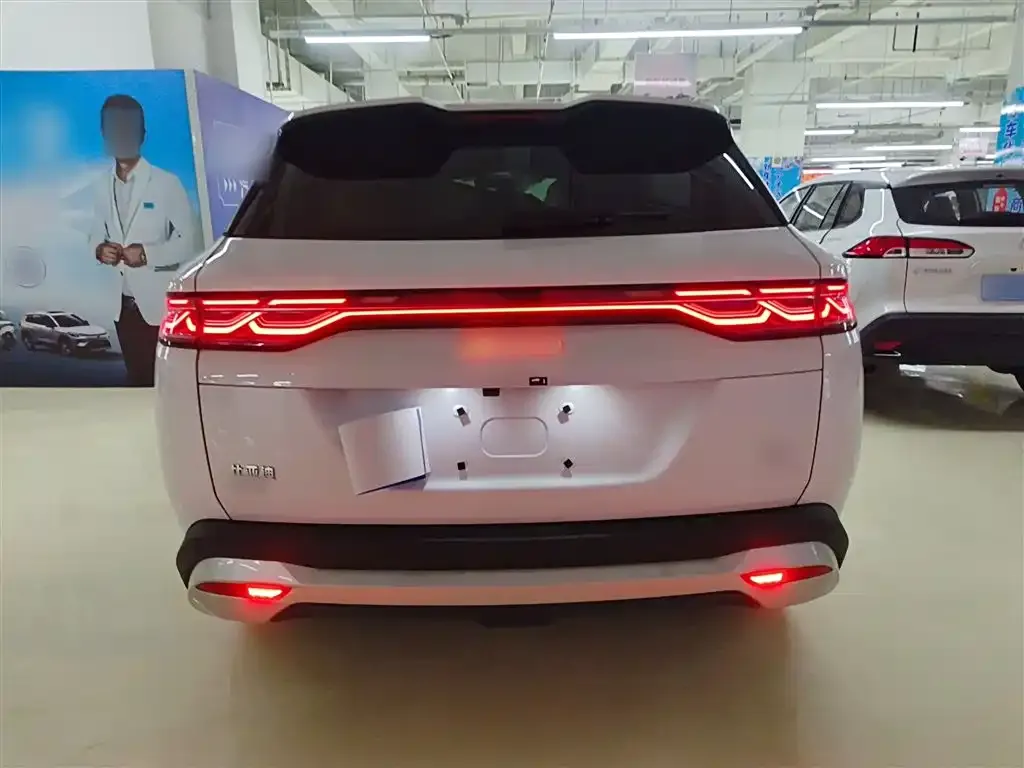 BYD L DM-i 2025 из CN, фото 6