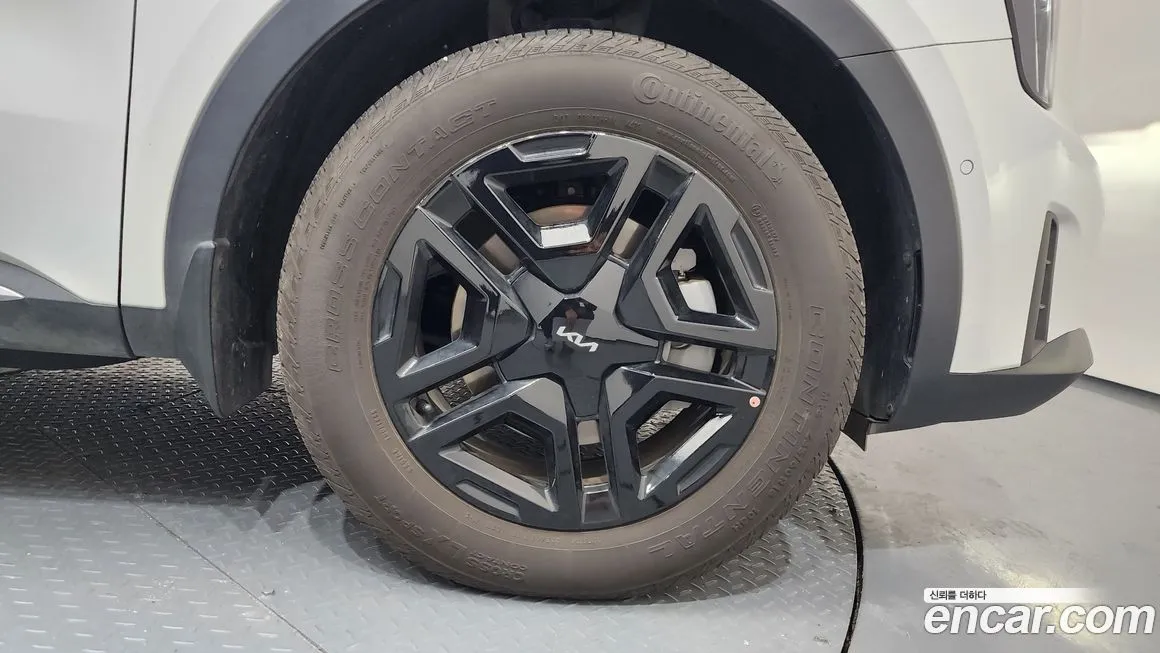 Kia Sorento — фото 4