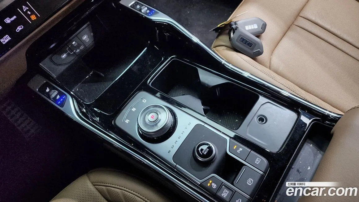 Kia Sorento — фото 6