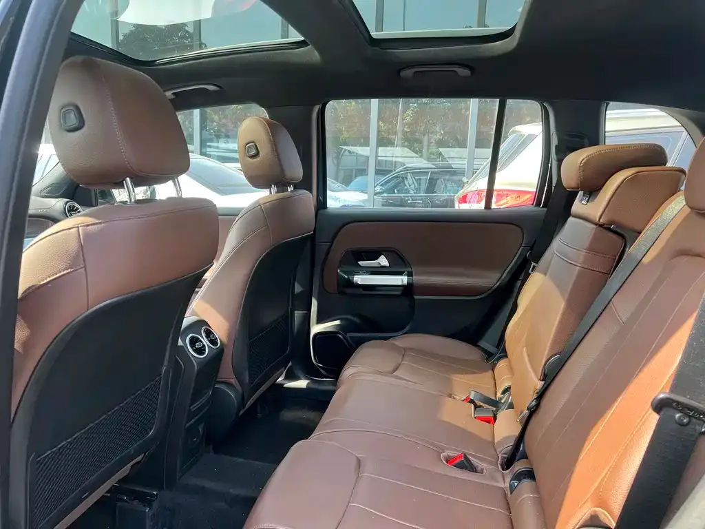 Mercedes-Benz GLB 2023 из CN, фото 4