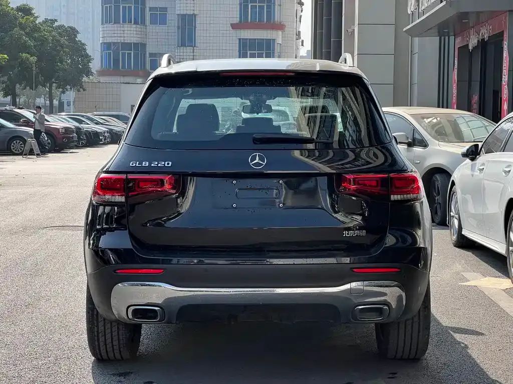 Mercedes-Benz GLB 2023 из CN, фото 8